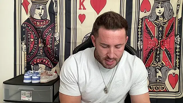 Snapshot of brettmycles28 chatting on November 7, 6:08 pm brettmycles28 online show from November 7, 6:08 pm