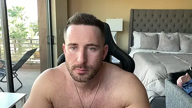 Snapshot of brettmycles28 chatting on November 26, 8:54 pm brettmycles28 online show from November 26, 8:54 pm