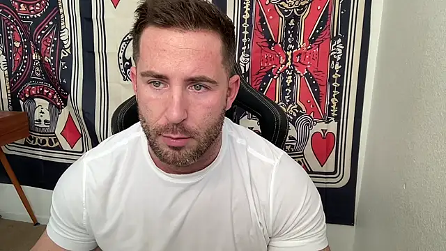 Snapshot of brettmycles28 chatting on December 15, 5:39 pm brettmycles28 online show from December 15, 5:39 pm