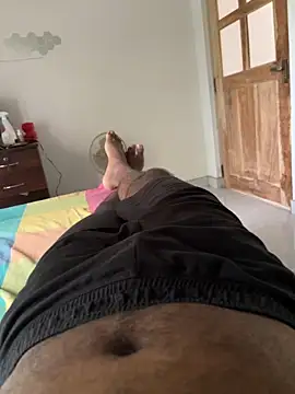 Snapshot of bigDick_000610 chatting on November 21, 7:40 am bigDick 000610 online show from November 21, 7:40 am