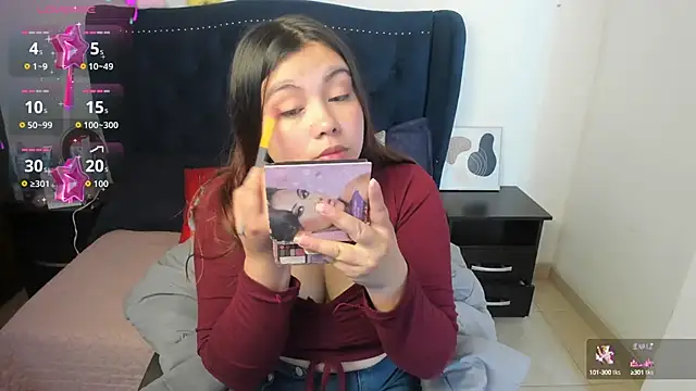 Snapshot of LucyPetit chatting on September 11, 1:00 pm LucyPetit online show from September 11, 1:00 pm