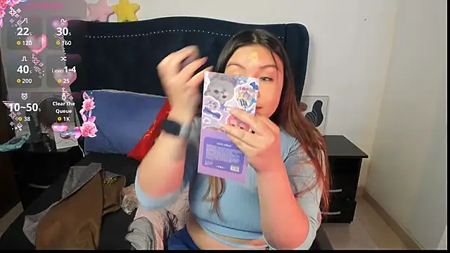 Snapshot of LucyPetit chatting on September 18, 1:24 pm LucyPetit online show from September 18, 1:24 pm