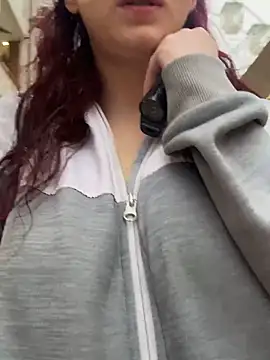 Snapshot of raen001 chatting on November 14, 9:08 am raen001 online show from November 14, 9:08 am