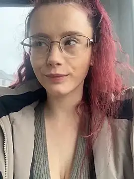 raen001 online show from March 8, 3:05 pm