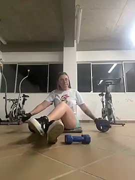 Snapshot of AlissonPeach01 chatting on September 23, 10:18 am AlissonPeach01 online show from September 23, 10:18 am