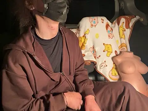 CAMEL1913 online show from March 28, 5:45 pm