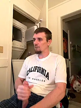 Snapshot of alwayshorny90 chatting on November 5, 3:06 am alwayshorny90 online show from November 5, 3:06 am