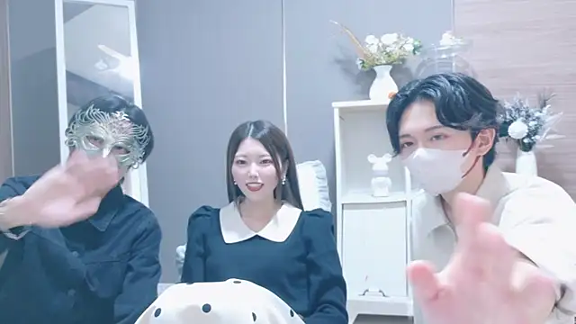 Reto-sama online show from October 14, 1:12 pm