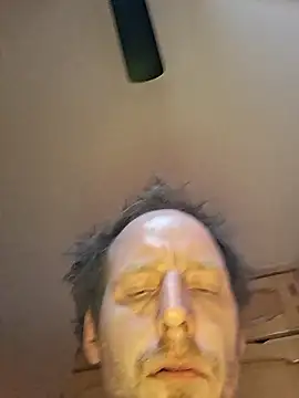 Lavoieya online show from January 8, 1:19 am