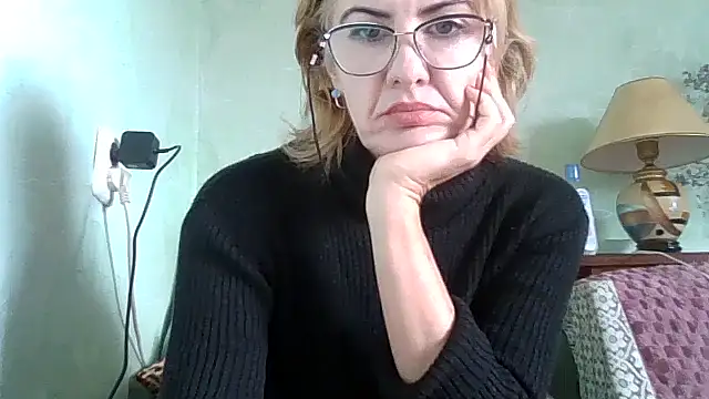 TianaQLove online show from October 14, 9:43 am