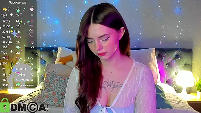 Snapshot of _xna_ chatting on October 8, 1:03 am xna online show from October 8, 1:03 am