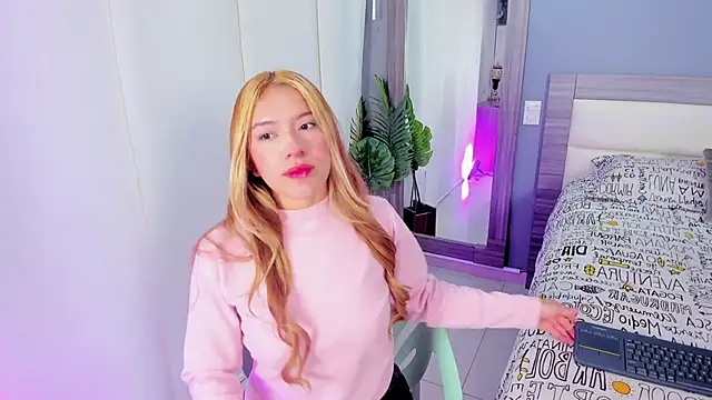 Snapshot of LexxyBunny_ chatting on October 25, 11:40 am LexxyBunny online show from October 25, 11:40 am