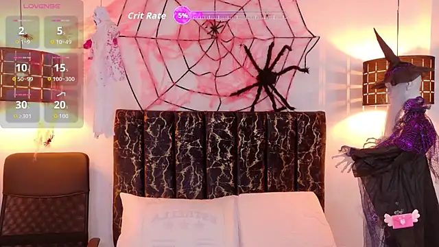Snapshot of evvaa_moon69 chatting on October 20, 1:11 pm evvaa moon69 online show from October 20, 1:11 pm