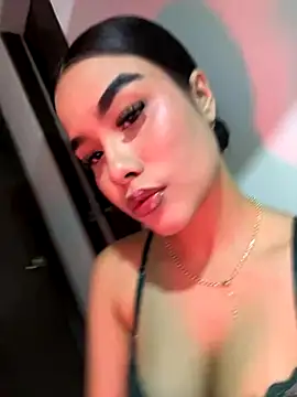 Snapshot of Tokio-Shuang chatting on November 5, 3:28 am Tokio-Shuang online show from November 5, 3:28 am