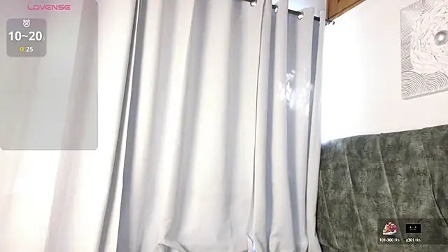 ValeriGallardo17 online show from October 3, 8:17 pm