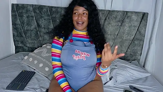 ValeriGallardo17 online show from October 23, 10:41 pm