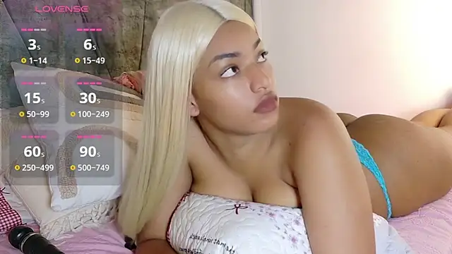 ValeriGallardo17 online show from November 13, 2:54 am