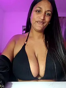 Busty AriaX online show from November 9, 8:18 pm