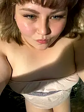 Snapshot of BeckiXrose chatting on September 9, 9:14 pm BeckiXrose online show from September 9, 9:14 pm