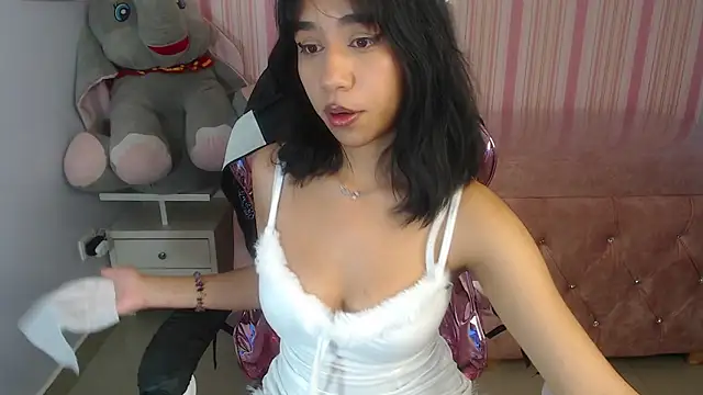 Snapshot of cristal11_ch chatting on October 3, 9:56 pm cristal11 ch online show from October 3, 9:56 pm