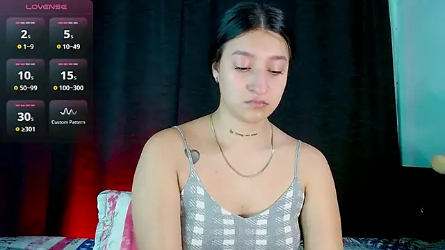 Snapshot of EVAH_LEE_ chatting on January 9, 2:25 am EVAH LEE online show from January 9, 2:25 am