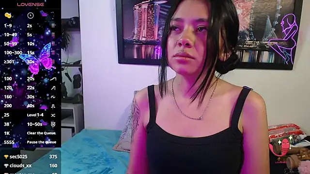 Snapshot of hellenngp chatting on November 8, 7:45 pm hellenngp online show from November 8, 7:45 pm