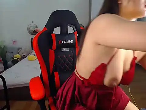 NANA 199k online show from April 12, 10:31 am