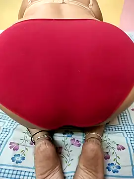 Snapshot of hotti-rashmi chatting on December 3, 7:45 pm hotti-rashmi online show from December 3, 7:45 pm