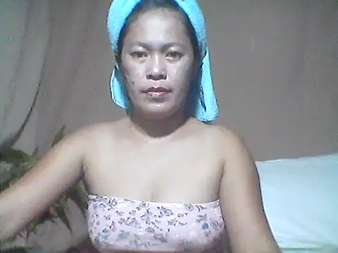 Snapshot of 66pineapple chatting on October 13, 6:02 am 66pineapple online show from October 13, 6:02 am