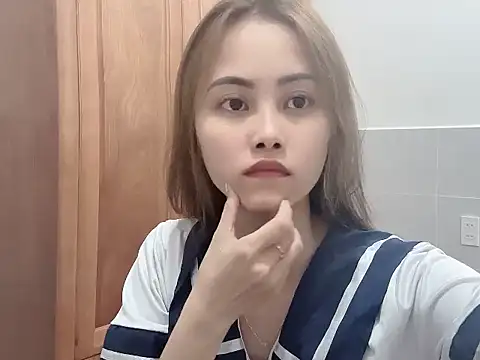 Snapshot of Truclynk1702 chatting on September 16, 3:46 pm Truclynk1702 online show from September 16, 3:46 pm