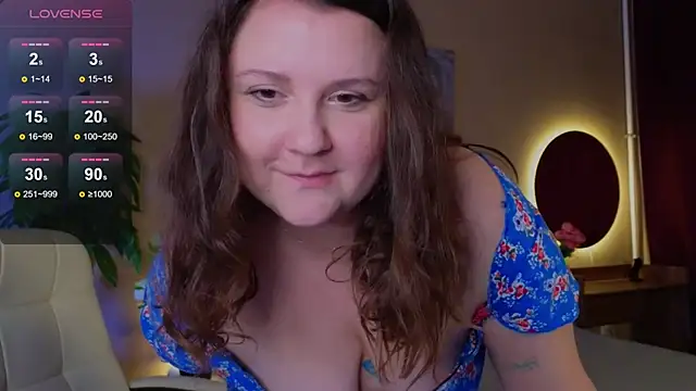 Edalyn Af online show from October 4, 10:57 am