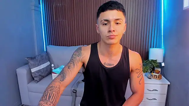 Snapshot of Leo_santoro chatting on September 26, 2:32 pm Leo santoro online show from September 26, 2:32 pm