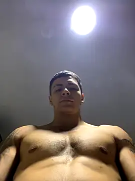 Snapshot of Leo_santoro chatting on October 4, 3:59 am Leo santoro online show from October 4, 3:59 am