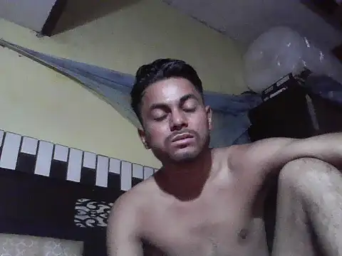 ursdreamperson online show from October 19, 8:04 am