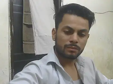 ursdreamperson online show from June 8, 1:09 am