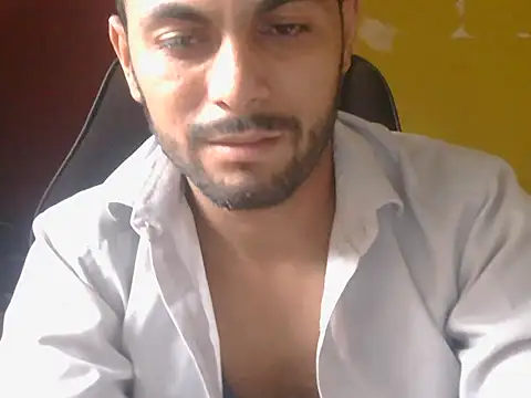 ursdreamperson online show from June 19, 1:15 pm