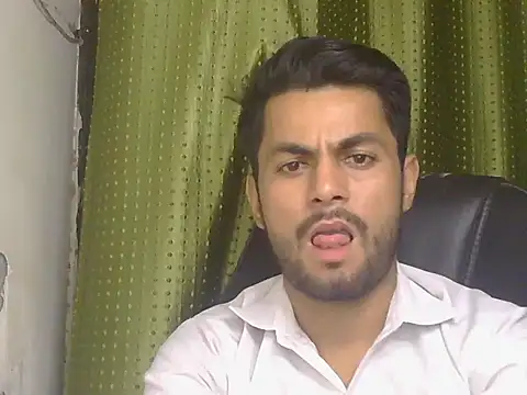 ursdreamperson online show from July 13, 1:03 pm