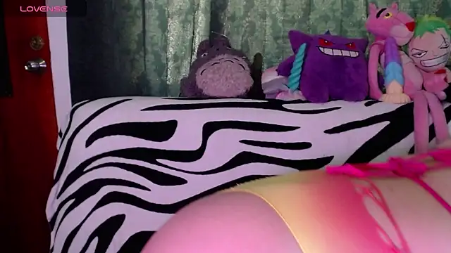 Snapshot of XxGreenGoodxX chatting on September 10, 8:20 pm XxGreenGoodxX online show from September 10, 8:20 pm