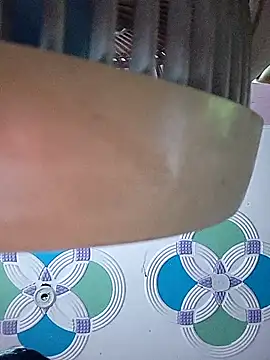 Snapshot of amitkumarkangra chatting on September 14, 2:11 am amitkumarkangra online show from September 14, 2:11 am