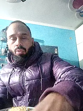 Snapshot of amitkumarkangra chatting on November 30, 1:53 am amitkumarkangra online show from November 30, 1:53 am