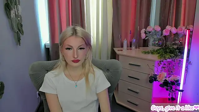 Sarrah blush online show from September 25, 8:18 am