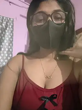 Snapshot of sexykrisha chatting on November 7, 12:21 am sexykrisha online show from November 7, 12:21 am