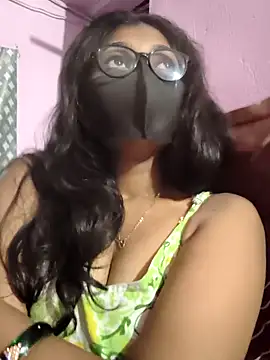 Snapshot of sexykrisha chatting on November 8, 1:06 am sexykrisha online show from November 8, 1:06 am