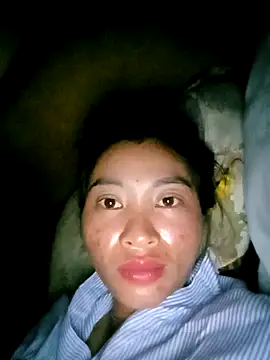 Snapshot of Phuongphuongg chatting on September 9, 4:12 am Phuongphuongg online show from September 9, 4:12 am