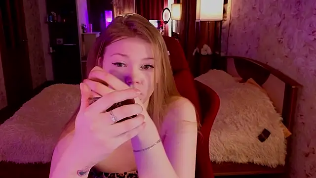 Jenny Skinner20 online show from February 16, 5:42 pm