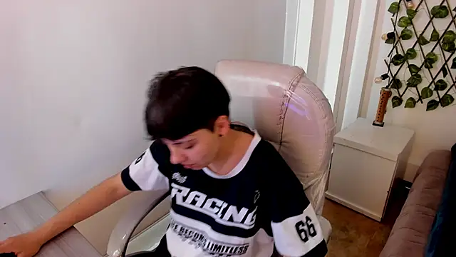 Snapshot of Nathaly_ds chatting on October 29, 8:10 pm Nathaly ds online show from October 29, 8:10 pm