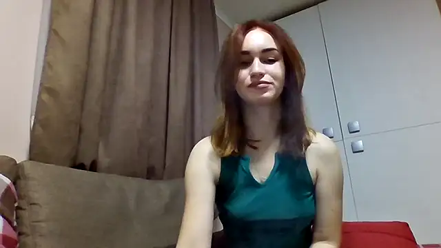 Requellia online show from October 15, 7:25 pm