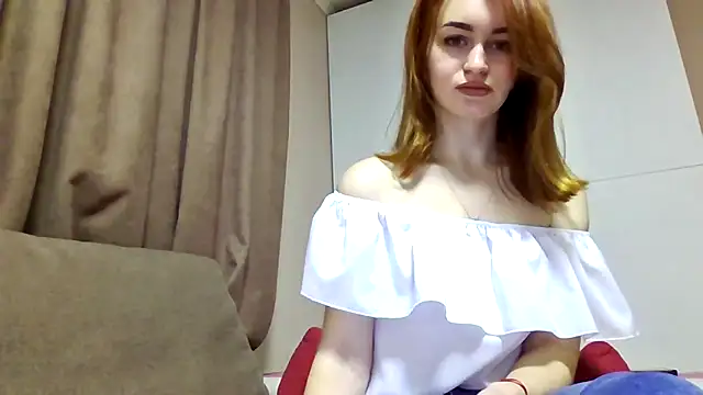 Requellia online show from October 31, 9:49 pm