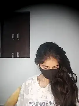 Snapshot of Sexey-Puja chatting on October 28, 2:15 am Sexey-Puja online show from October 28, 2:15 am