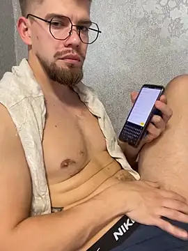 Snapshot of ScandentVendee chatting on October 26, 9:48 am ScandentVendee online show from October 26, 9:48 am